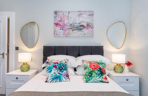 Queens Quarter Apartamento | 5 Star - The Ulsterville Residences - Free On-site Parking