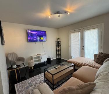 Old East Dallas Apartamento | 5 STATE FAIR l DT Dallas l FIFA READY l Staycation 1Bd1Ba