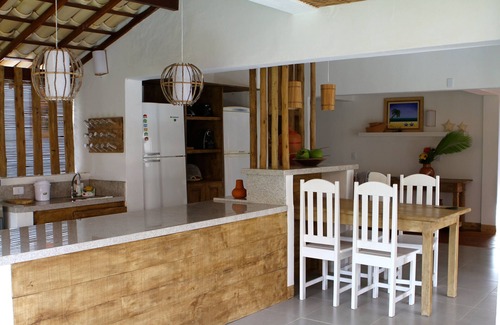 Trancoso Casa | 5 suites, Piscina, vistas al mar junto a la Playa del Espejo con cocina completa