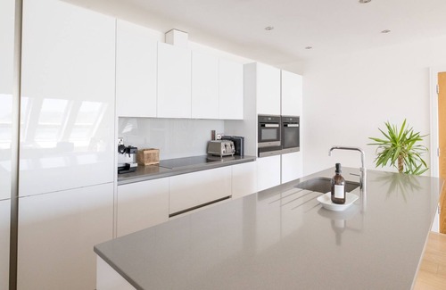 Cawsand Apartamento | 5 The Bay - Beach Front Apartment for 8 in Cawsand