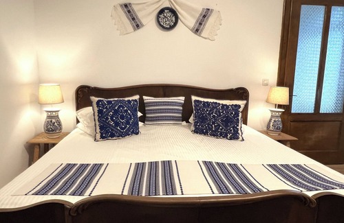 Lunca Muresului Otro | 5 traditionally appointed bedrooms in 4 star guesthouse with country breakfast