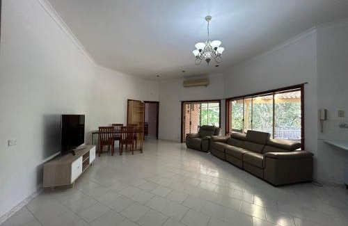 Winston Hills Casa | 5 Warm Room
