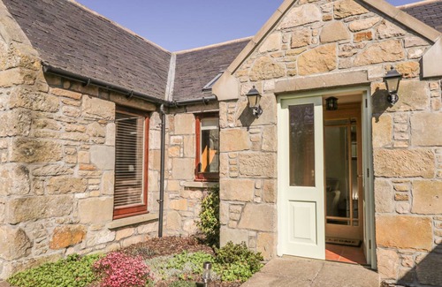 Elgin Cabaña | 5 Williamston Steading