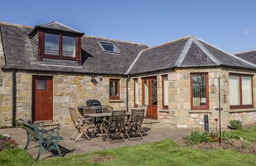 Elgin Cabaña | 5 Williamston Steading