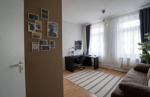 Zentrum-Sued Apartamento | 5-zi-boho: 2 Schlafzimmer, 7 Gäste, Arbeitsbereich