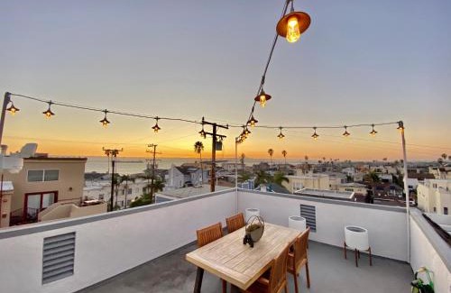 Peninsula Casa | 50 M to Sand LGB 2 King Suites