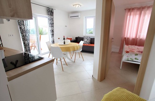 Rogoznica Apartamento | 50 m² Apartamento ∙ 2 habitaciones ∙ 5 huéspedes