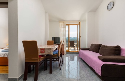 Rabac Apartamento | 50 m² Apartamento ∙ 2 habitaciones ∙ 5 huéspedes