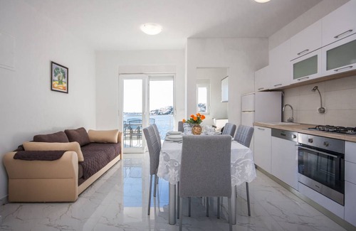 Rogoznica Apartamento | 50 m² Apartamento ∙ 2 habitaciones ∙ 5 huéspedes