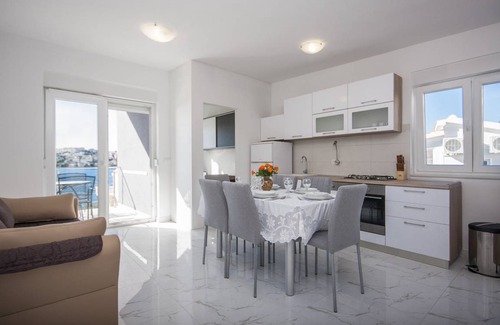 Rogoznica Apartamento | 50 m² Apartamento ∙ 2 habitaciones ∙ 5 huéspedes