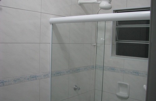 Maranduba Chalet De Esquí | A 50 metros de la playa, confortable chalet con piscina, aire acondicionado y garaje.