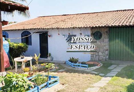 Marica Casa | 50 metros da praia - pé na areia