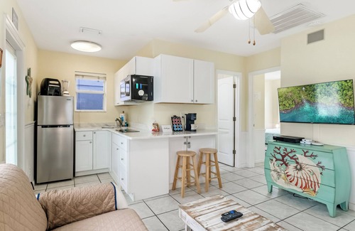 Indian Rocks Beach Cabaña | 50 Steps to Beach, Family Friendly, Heated Pool