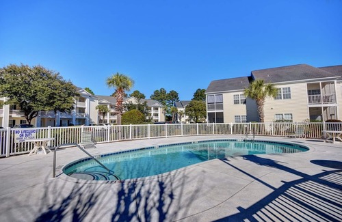 Waterford Plantation Condominio | 5001 Harvest Drive #103 3 Bedroom Condo by Redawning