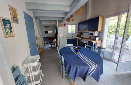 Cabasson Casa | 500m. from beaches and Bregançon fort, quiet villa for 2 to 8 people