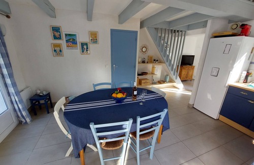Cabasson Casa | 500m. from beaches and Bregançon fort, quiet villa for 2 to 8 people