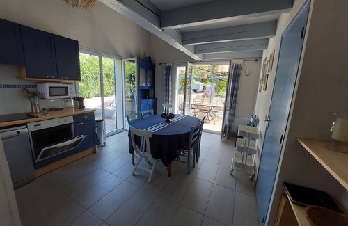 Cabasson Casa | 500m. from beaches and Bregançon fort, quiet villa for 2 to 8 people