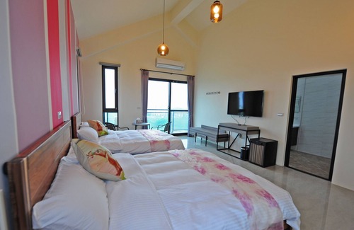 Ji'an Cama Y Desayuno | 501 Habitación cuádruple con vista a la colina - Hualien