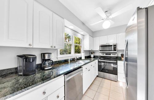 Tarpon Pond Casa | 507 Tarpon Pond Cottage