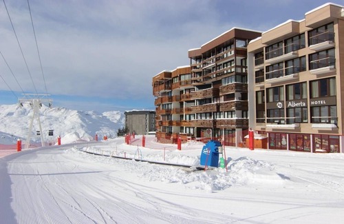 Val-Thorens Apartamento | 100m del centro estación, 3.o piso, balcón, tv, 48m², Val Thorens