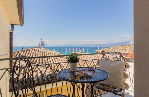 Cisano Apartamento | [50m lakefront] elegant penthouse