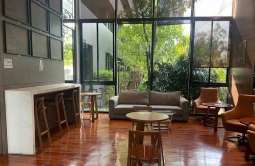 Wong Sawang Apartamento | 50m MRT, Big C, 2BR Condo in Bangkok, with Sauna, infinite Pool & Gym