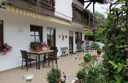 March Apartamento | Apartamento de 50 m2 con gran terraza solárium y vistas al bosque bávaro.
