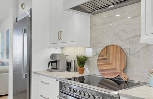 Charleston County Casa | 52 Ocean Point-New Oceanfront Home-New Listing-5 Bedrooms-Five Baths-Absolutely Stunning Views in...