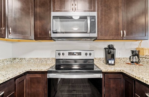 Biltmore Beach Casa | 5218 Beach Dr A