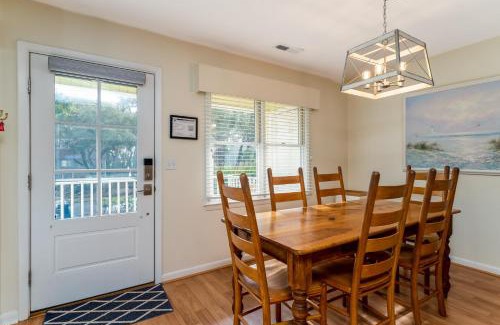 Tarpon Pond Casa | 528 Tarpon Pond Cottage