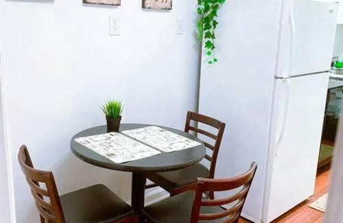 St. Louis Apartamento | (53.1S) Forest Park, The Zoo, and much more