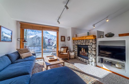 Mammoth Lakes Apartamento | 530- Snowcreek Spa Golf 2BR Condo