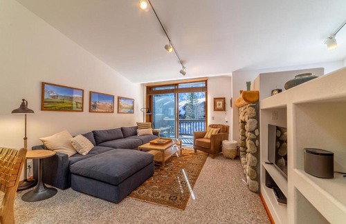 Mammoth Lakes Apartamento | 530- Snowcreek Spa Golf 2BR Condo