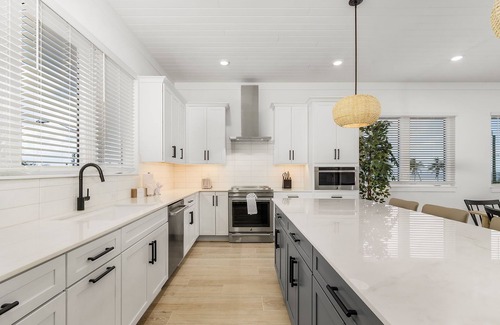 Mid Island Casa | 5350 Chasing Sunshine: 5BD/4.5BA Pool Home, Steps to Sand!