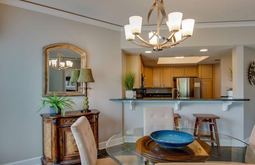 Palmetto Dunes Villa | 5401 Hampton Place - Great Oceanfront Villa in Palmetto Dunes! Has 2 Beach Chairs, Cooler & Cart!