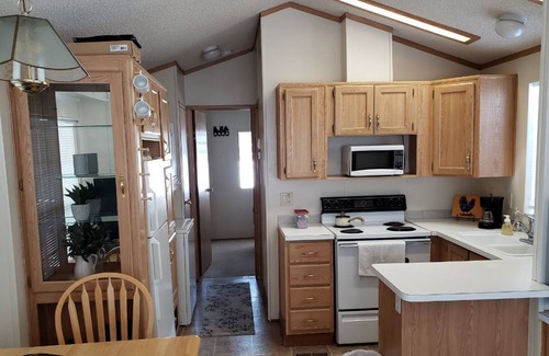 Tucson Casa | 55+ Clean, Quiet Beautiful * Voyager RV Resort