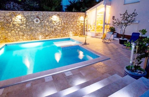 Novi Vinodolski Apartamento | 55 m² Apartamento ∙ 2 habitaciones ∙ 5 huéspedes