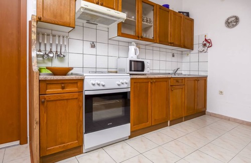 Razanj Apartamento | 55 m² Apartamento ∙ 2 habitaciones ∙ 6 huéspedes