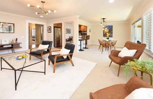 Walnut Creek Condominio | 55+ Rossmoor Walnut Creek Offers Resort Living at its Finest