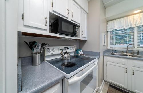 Seabrook Island Casa | 550 Tarpon Pond Cottage