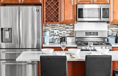 Quincy Apartamento | 555-2 - 6BR - Quincy Spacious Apt near Perry Beach
