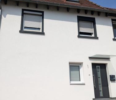 Rheinstetten Apartamento | 55qm Messe Wohnung, Trade Fair, 6 Minuten zur Messe
