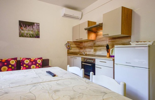 Sibinj Krmpotski Apartamento | 56 m² Apartamento ∙ 2 habitaciones ∙ 5 huéspedes
