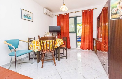 Rogoznica Apartamento | 56 m² Apartamento ∙ 2 habitaciones ∙ 4 huéspedes