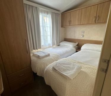 Jedburgh Otro | 56 Main Park Caravan Hire Lillardsedge Holiday Park Jedburgh