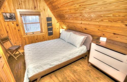 Sautee Nacoochee Casa | 569) Massive Cabin in the woods 6 miles from Helen