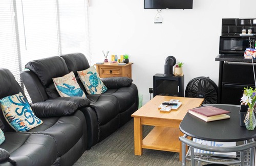 Chapel Saint Leonards Cabaña | 57 CHERRY PARK, pet friendly, with a garden in Chapel St Leonards