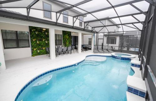 Florida Central Atlantic Coast Casa | 5761 HS - Spacious Luxury Villa in Paradiso Grande