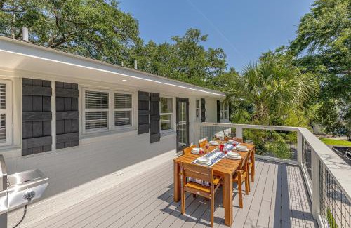 Saint Simons Heights Casa | 588 Demere-7 Bedrooms
