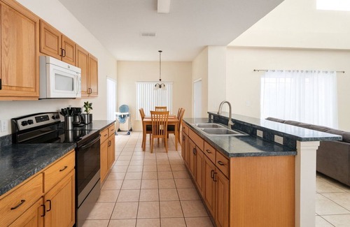 Cumbrian Lakes Casa | 5BD/3.5BA Lake View, Private Pool, close to Disney